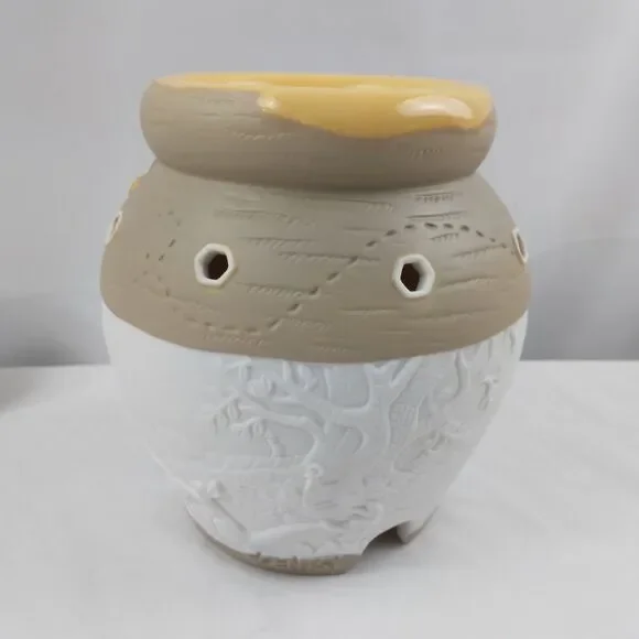 Scentsy Disney Winnie The Pooh Hunny Pot Ceramic Wax Warmer - Picture 7 of 10